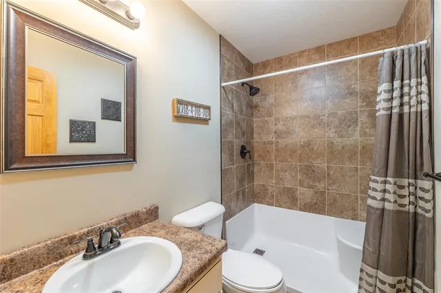 $950,000 | 765 Carter 103, Van Buren, MO 63965