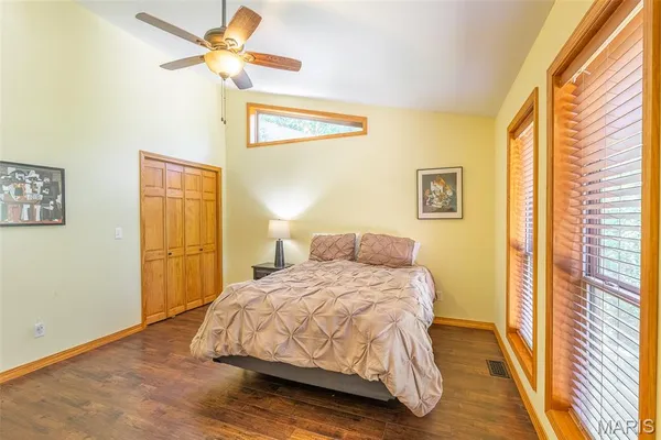 $799,000 | 765 Carter 103, Van Buren, MO 63965