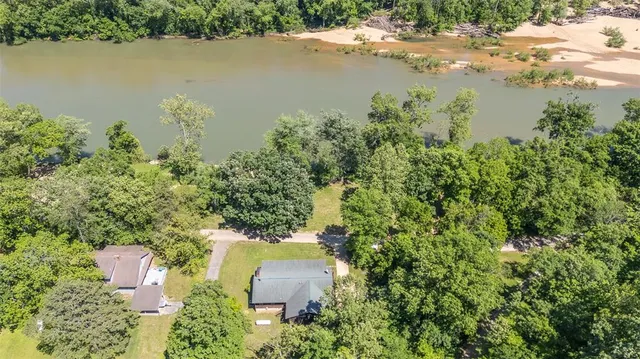 $950,000 | 765 Carter 103, Van Buren, MO 63965