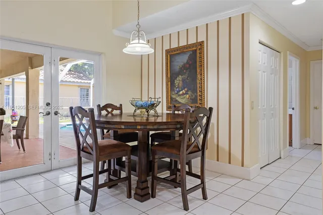 $940,000 | 798 Verona Lake Drive, Weston, FL 33326