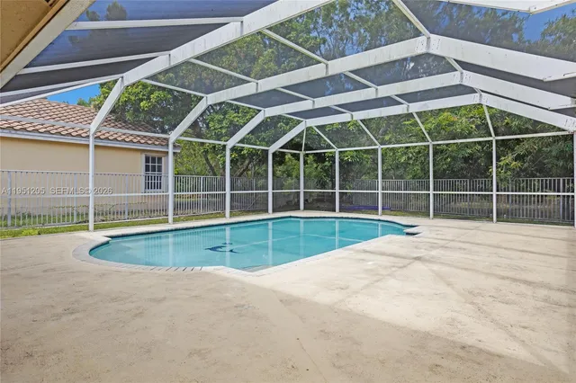 $940,000 | 798 Verona Lake Drive, Weston, FL 33326