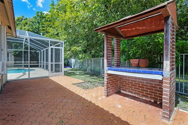 $940,000 | 798 Verona Lake Drive, Weston, FL 33326