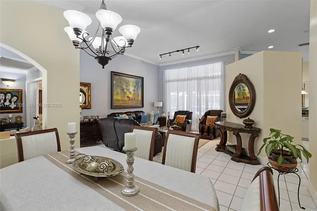 $940,000 | 798 Verona Lake Drive, Weston, FL 33326