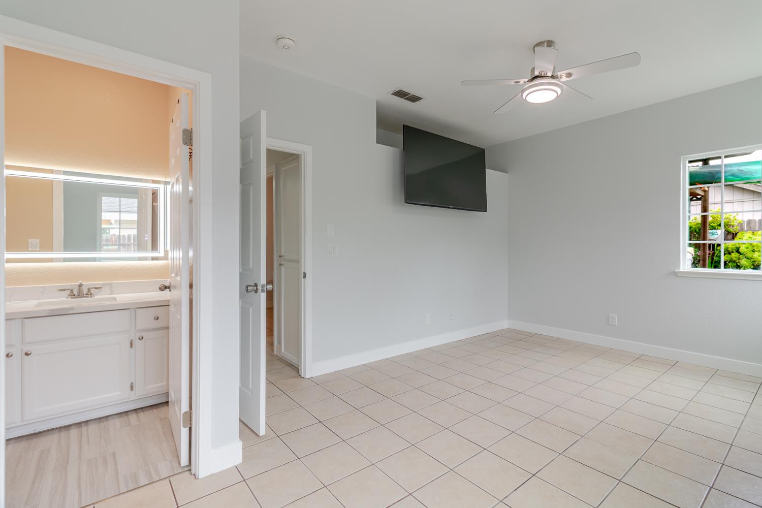 6236 Riverbelle Court Rio Linda, CA 95673 - Photo 19 of 57