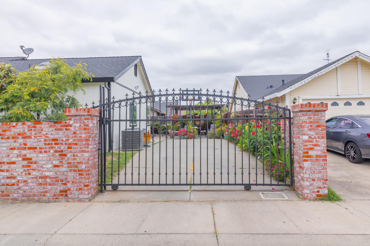 6236 Riverbelle Court Rio Linda, CA 95673 - Photo 7 of 57