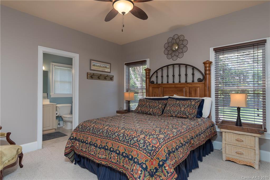 6046 Highview Road Matthews, NC 28104 - Photo 17 of 31 Gallery Image 17