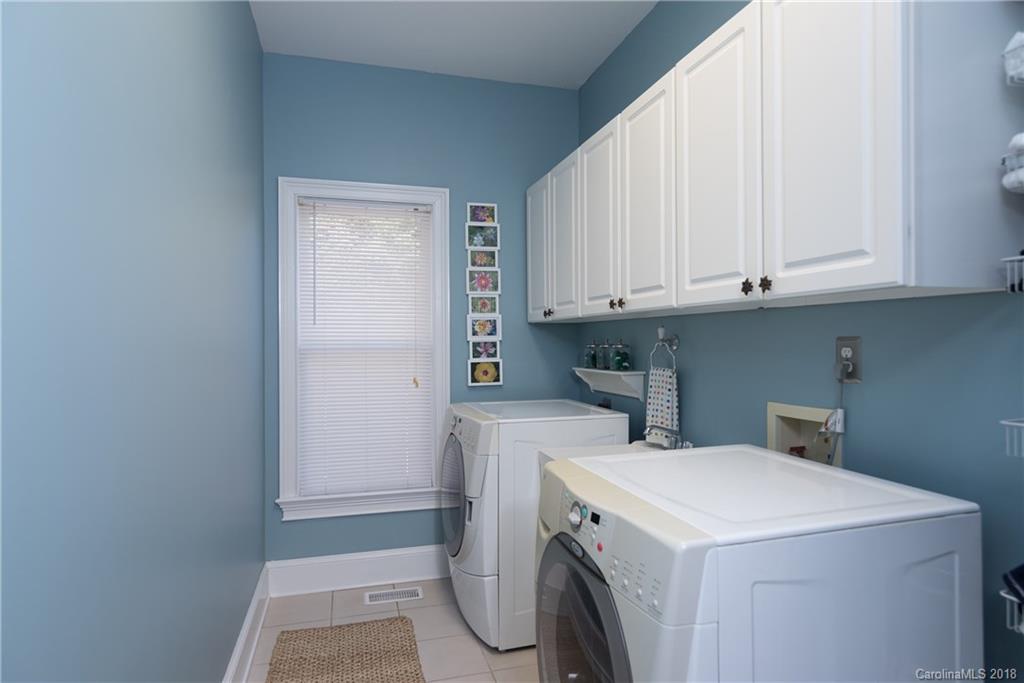 6046 Highview Road Matthews, NC 28104 - Photo 18 of 31 Gallery Image 18