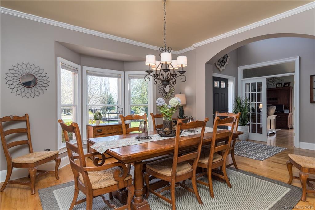 6046 Highview Road Matthews, NC 28104 - Photo 5 of 31 Gallery Image 5
