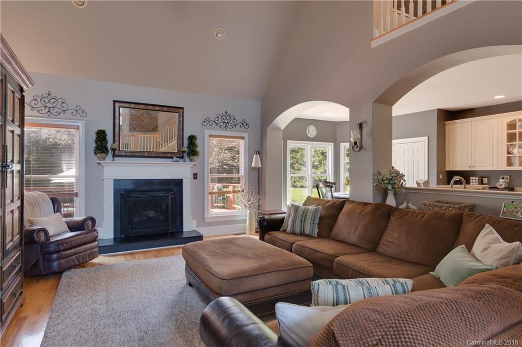 6046 Highview Road Matthews, NC 28104 - Photo 8 of 31 Gallery Image 8