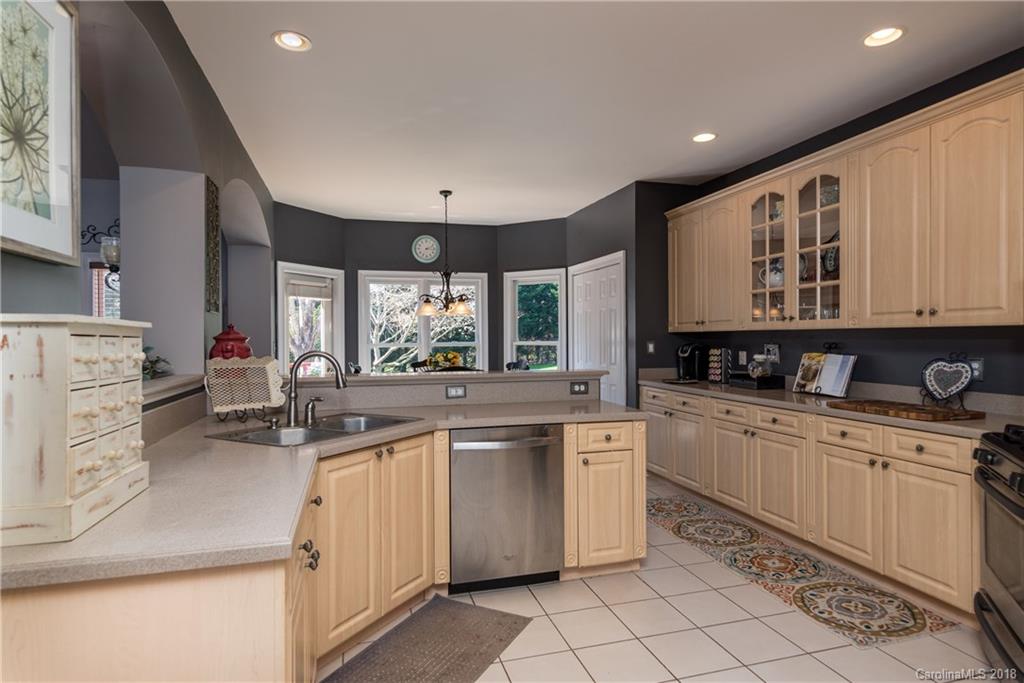 6046 Highview Road Matthews, NC 28104 - Photo 10 of 31 Gallery Image 10