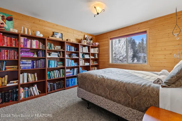 $850,000 | 176 Aspen Lane, Alpine, WY 83128