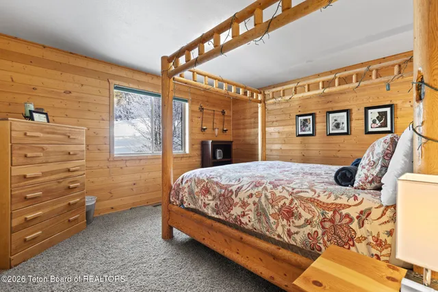 $850,000 | 176 Aspen Lane, Alpine, WY 83128