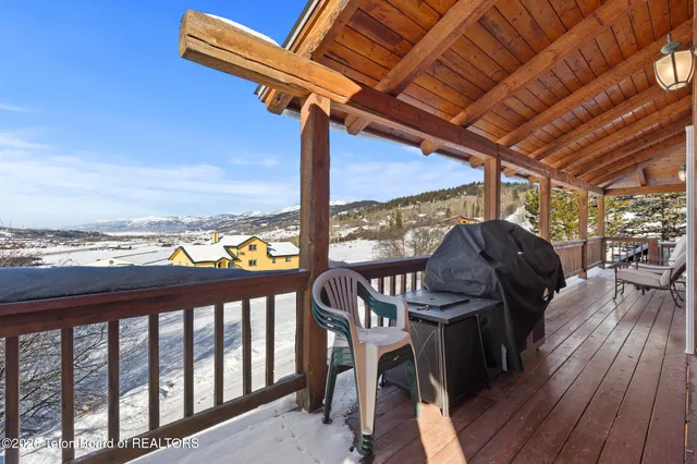 $850,000 | 176 Aspen Lane, Alpine, WY 83128