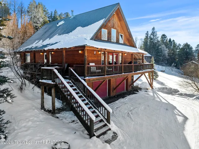 $850,000 | 176 Aspen Lane, Alpine, WY 83128