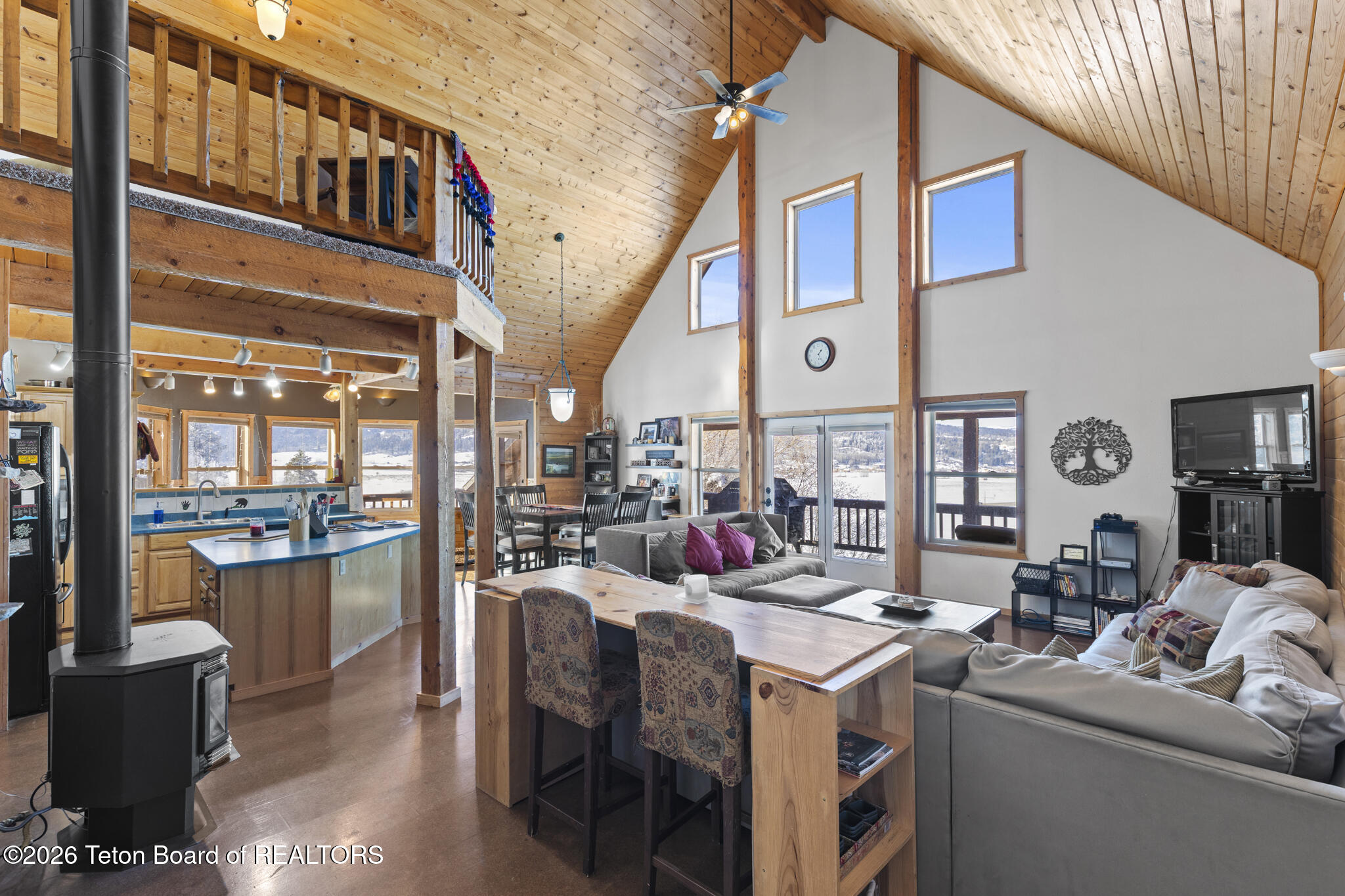 176 Aspen Lane Alpine, WY 83128 - Photo 6 of 48 Living Room