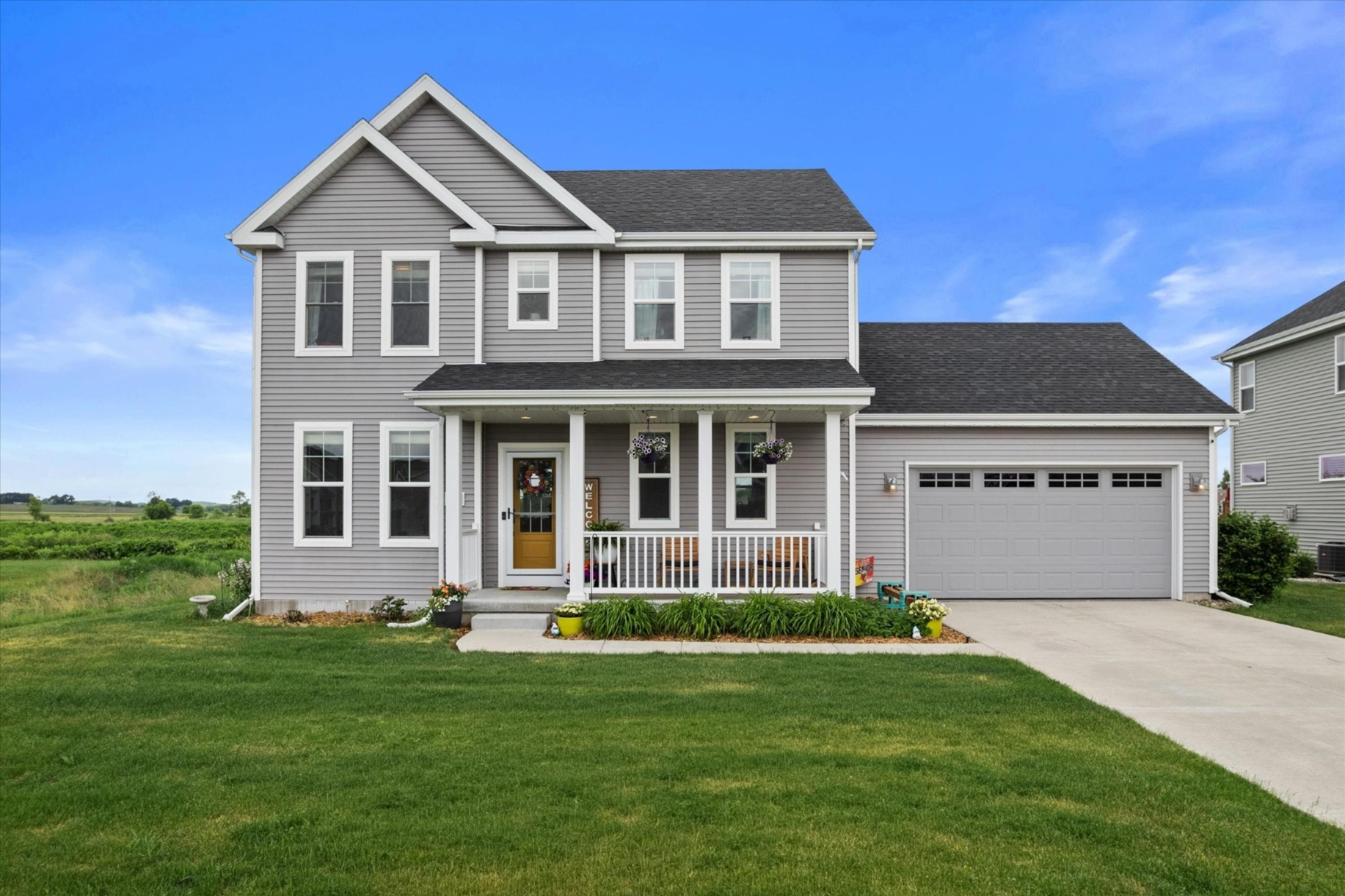 734 Alder Way Sun Prairie, WI 53590 - Photo 1 of 36