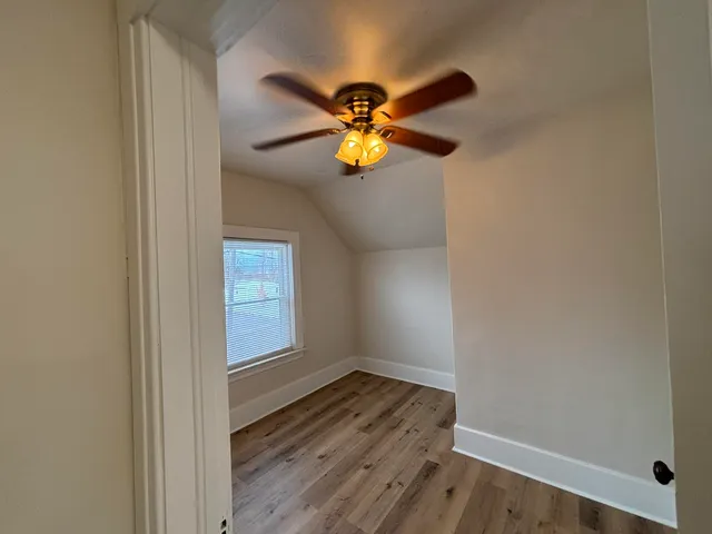 $1,600 | 428 Ideal Street, Unit 2, Milan, MI 48160