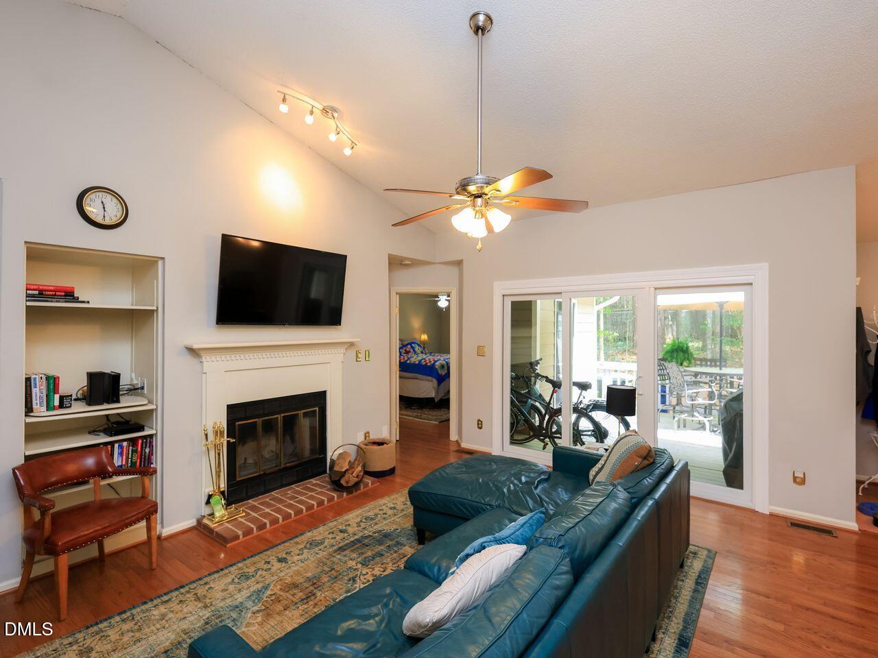 138 Renwick Court Raleigh, NC 27615 - Photo 6 of 38 r7