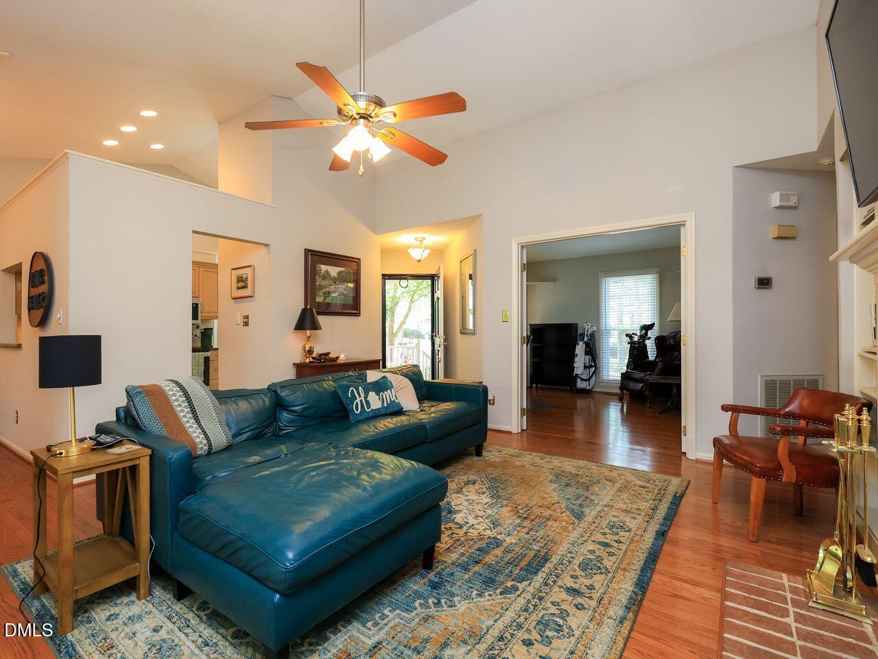 138 Renwick Court Raleigh, NC 27615 - Photo 9 of 38 r10