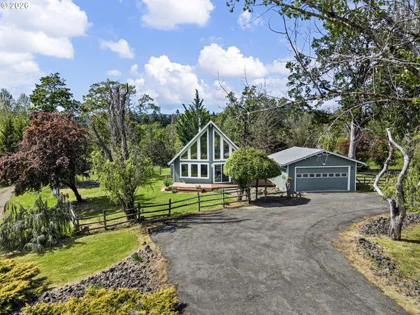 $574,000 | 6771 North Bank Road, Roseburg, OR 97470