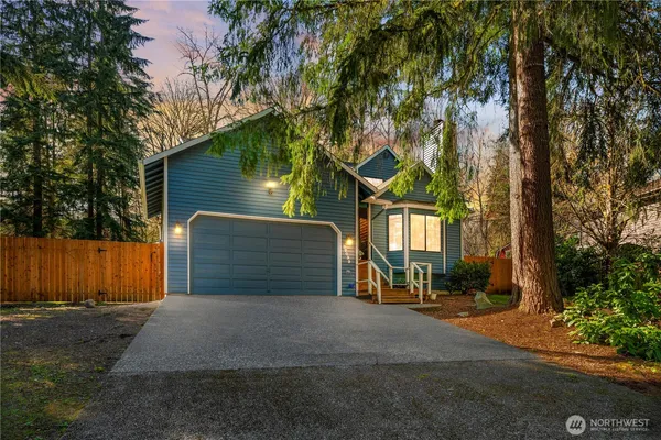 $875,000 | 32033 Northeast 139th Street, Duvall, WA 98019