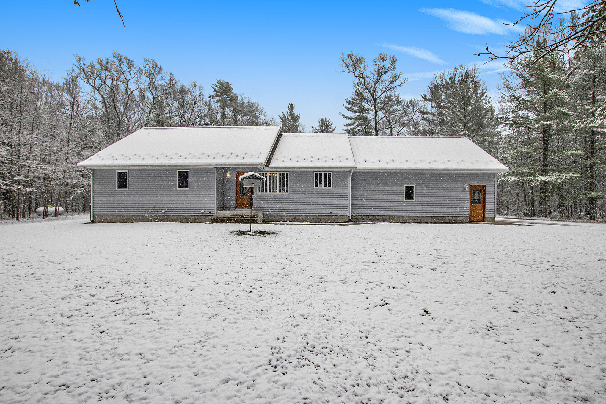 9720 Automobile Road Whitehall, MI 49461 - Photo 3 of 24 DSC09784