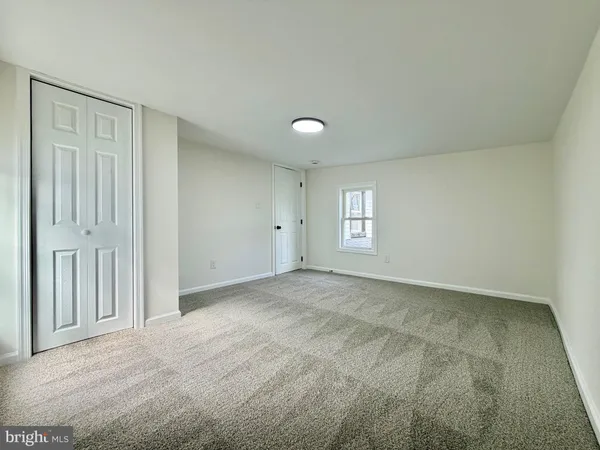 $329,900 | 622 West Broad Street, Gibbstown, NJ 08027