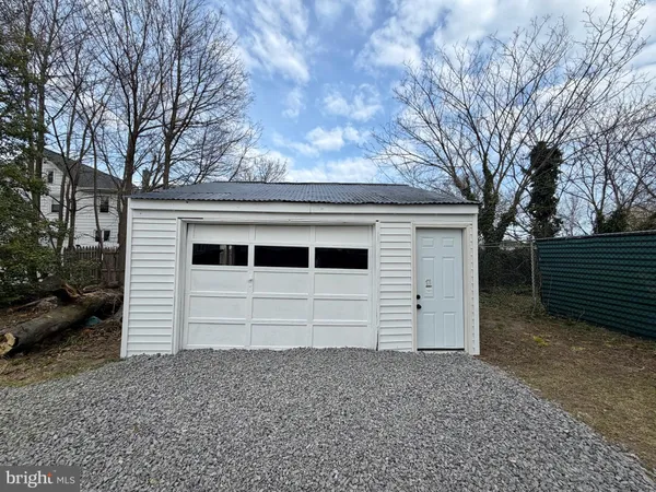 $329,900 | 622 West Broad Street, Gibbstown, NJ 08027