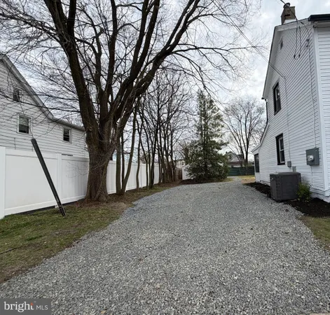 $329,900 | 622 West Broad Street, Gibbstown, NJ 08027