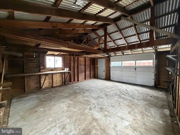 $329,900 | 622 West Broad Street, Gibbstown, NJ 08027