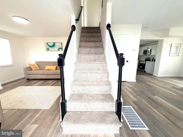 $329,900 | 622 West Broad Street, Gibbstown, NJ 08027