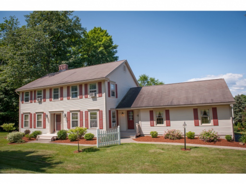 20 Harbor Ridge Road South Burlington, VT 05403 - Photo 1 of 27 Gallery Image 1