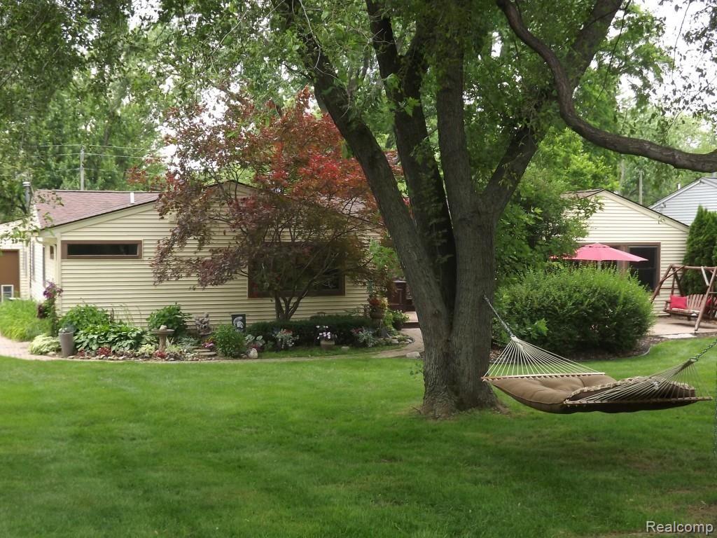 410 Lehigh Road Rochester, MI 48307 - Photo 21 of 25 DSCF2546.jpg
