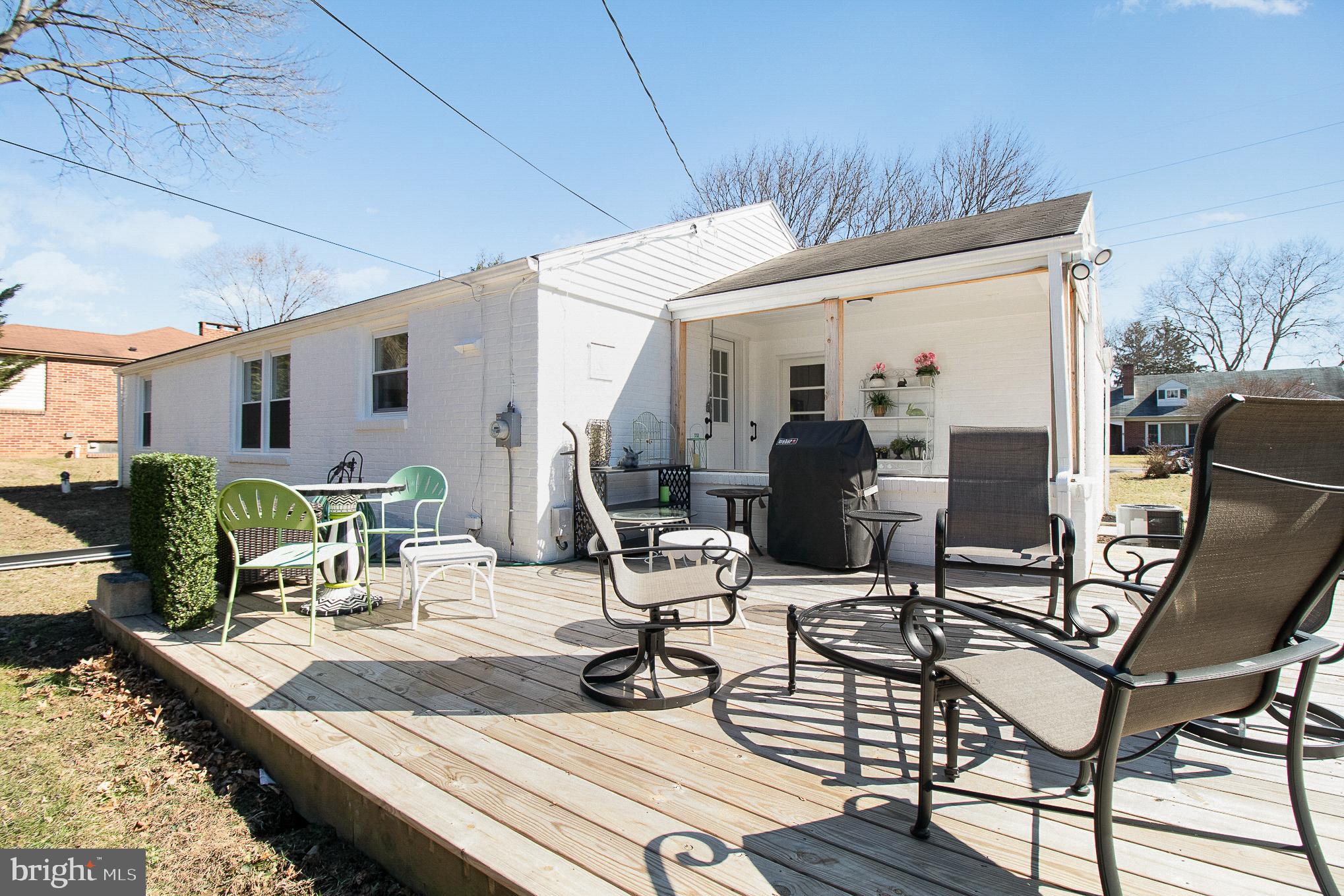 389 Edgehill Road York, PA 17403 - Photo 23 of 25