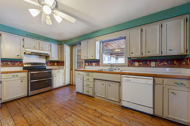 $175,000 | 1020 Swanhill Drive, Albert Lea, MN 56007