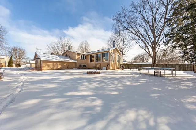 $175,000 | 1020 Swanhill Drive, Albert Lea, MN 56007