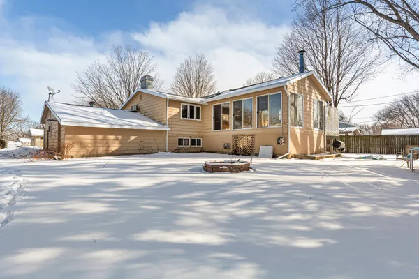 $175,000 | 1020 Swanhill Drive, Albert Lea, MN 56007