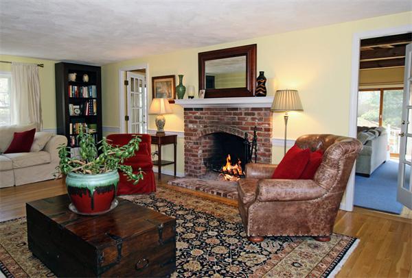 4 Hickory Lane Hamilton, MA 01982 - Photo 13 of 24 Gallery Image 13