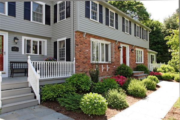 4 Hickory Lane Hamilton, MA 01982 - Photo 2 of 24 Gallery Image 2