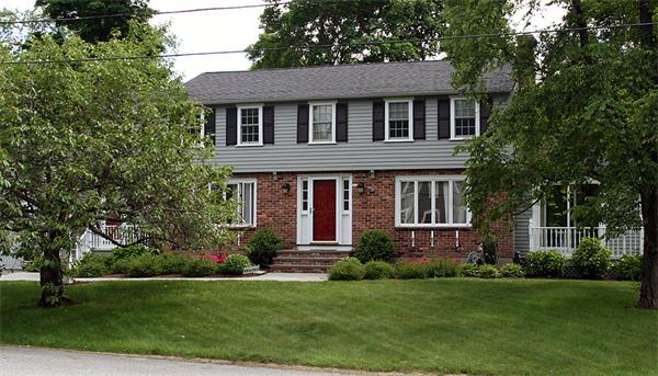 4 Hickory Lane Hamilton, MA 01982 - Photo 3 of 24 Gallery Image 3
