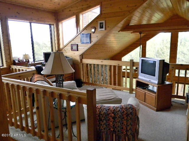 2758 Apollo Circle Overgaard, AZ 85933 - Photo 8 of 20 LOFT