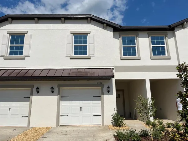 $2,000 | 10300 Honey Hammock Way, San Antonio, FL 33576