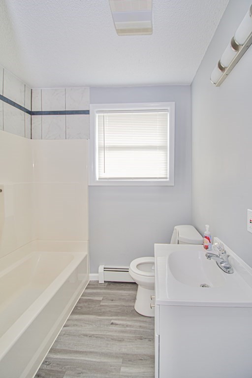 36 Hood Street Springfield, MA 01109 - Photo 7 of 19 Gallery Image 7