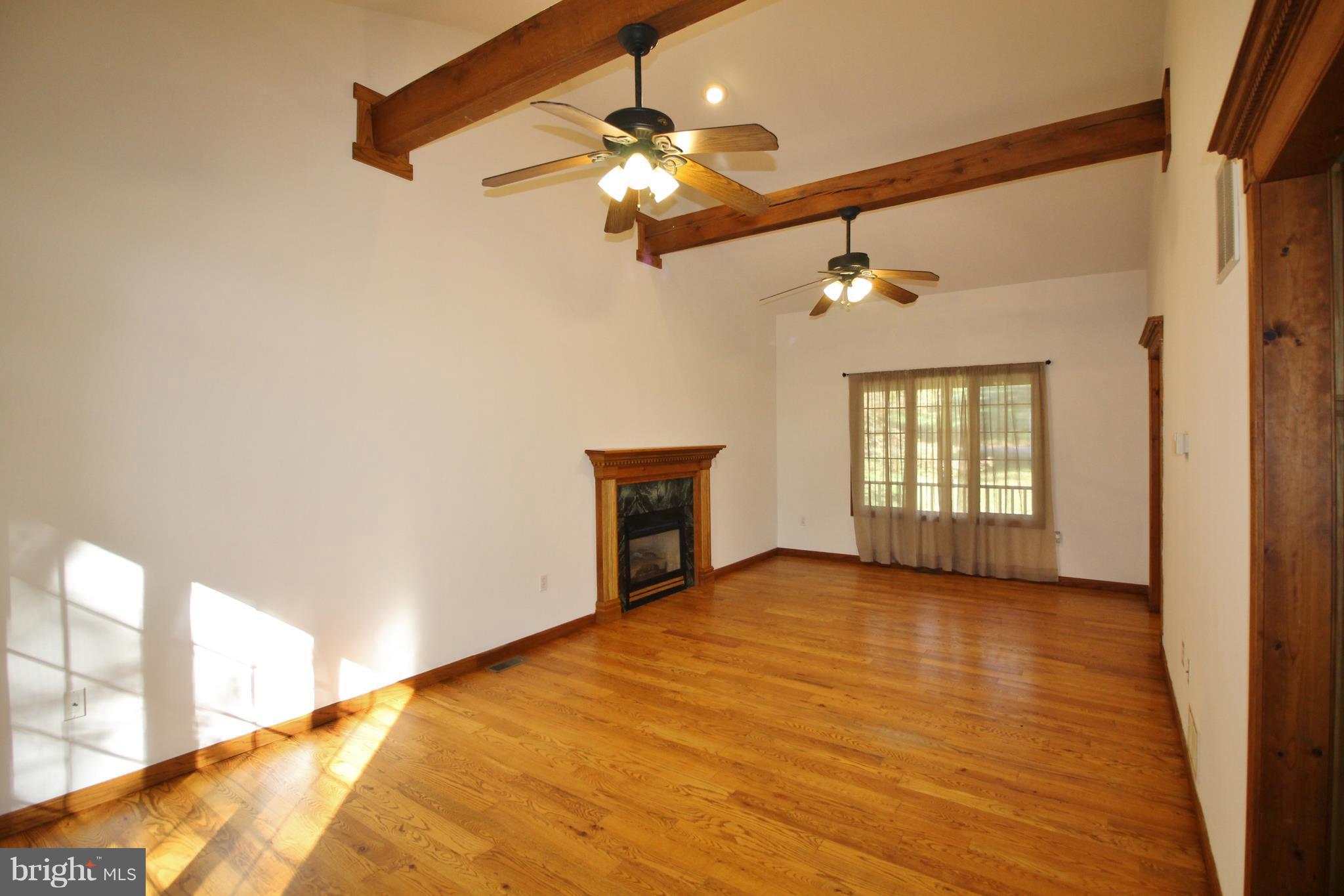 12 Codjus Drive Rising Sun, MD 21911 - Photo 7 of 22 Living Room