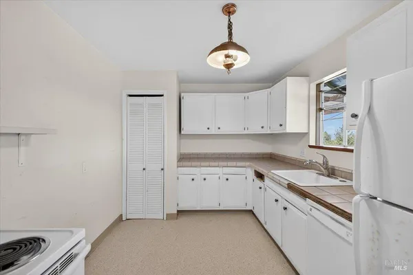 $795,000 | 3477 Thorn Road, Sebastopol, CA 95472