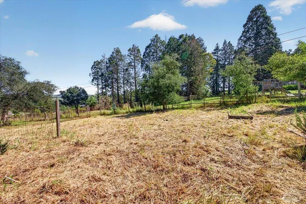 $795,000 | 3477 Thorn Road, Sebastopol, CA 95472