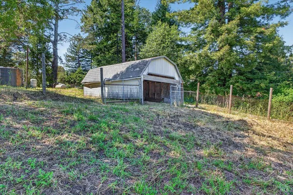 $795,000 | 3477 Thorn Road, Sebastopol, CA 95472