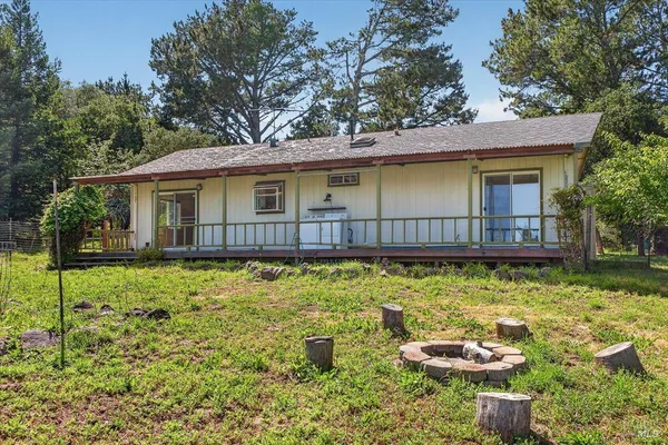 $795,000 | 3477 Thorn Road, Sebastopol, CA 95472