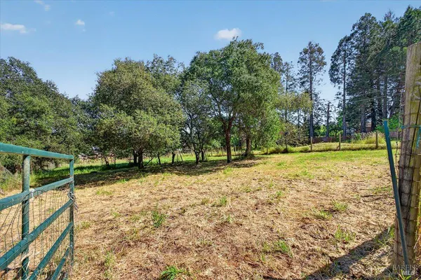 $795,000 | 3477 Thorn Road, Sebastopol, CA 95472