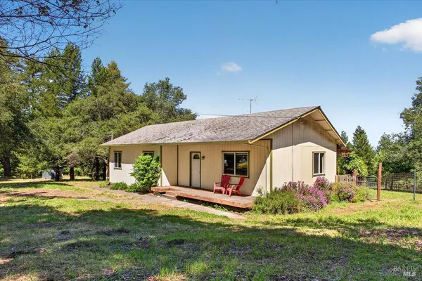 $795,000 | 3477 Thorn Road, Sebastopol, CA 95472